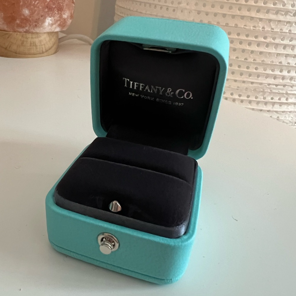 Tiffany and co ring box